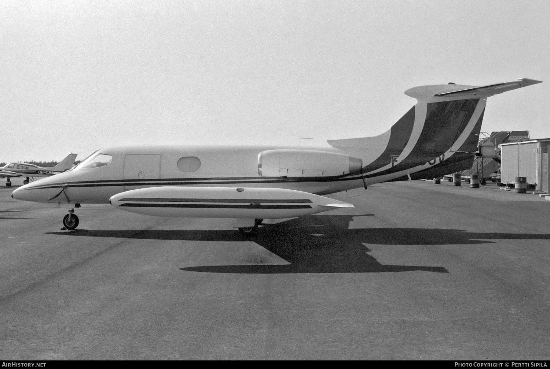Aircraft Photo of F-BUUV | Lear Jet 24 | AirHistory.net #464354