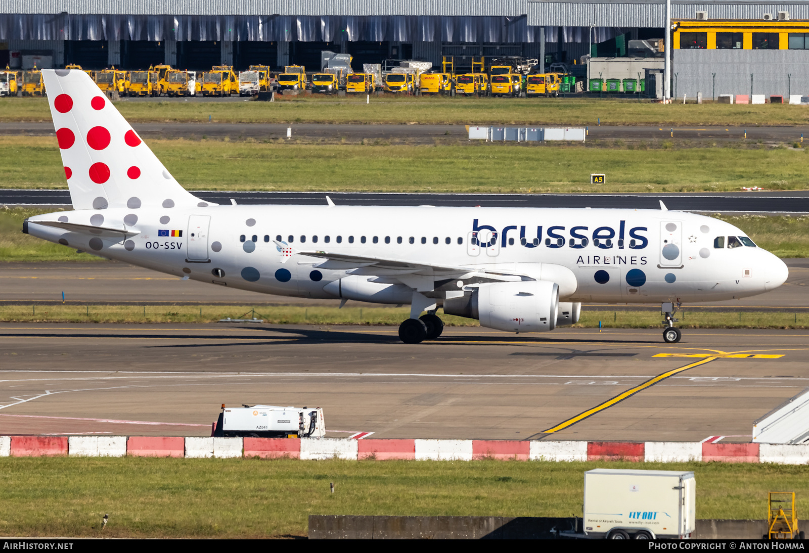 Aircraft Photo of OO-SSV | Airbus A319-111 | Brussels Airlines | AirHistory.net #464395