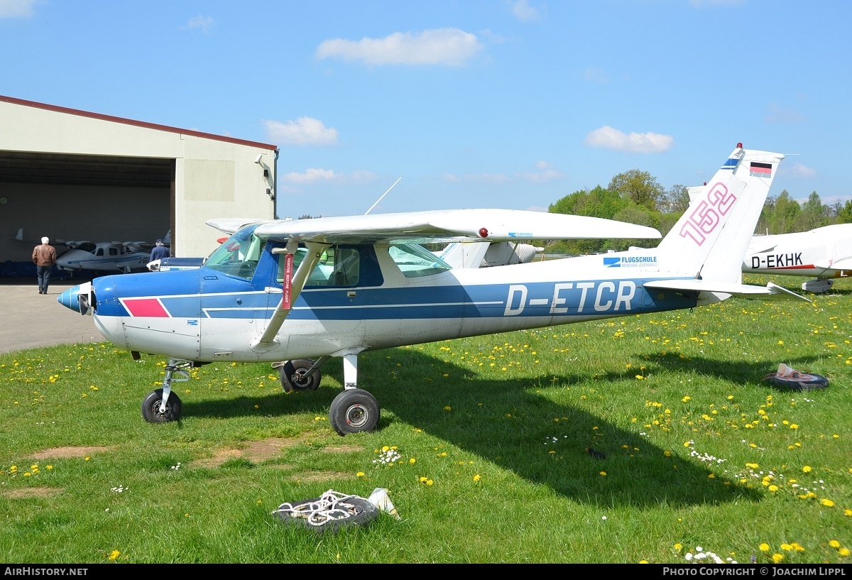 Aircraft Photo of D-ETCR | Cessna 152 | Flugschule München-Jesenwang | AirHistory.net #464403