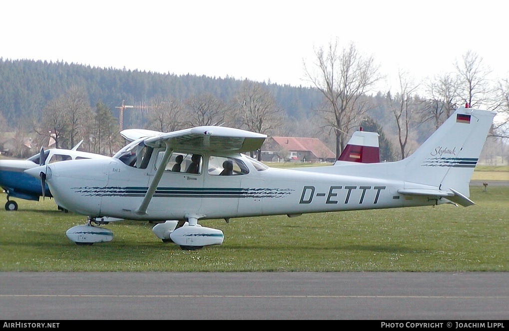 Aircraft Photo of D-ETTT | Cessna 172R Skyhawk | AirHistory.net #464406