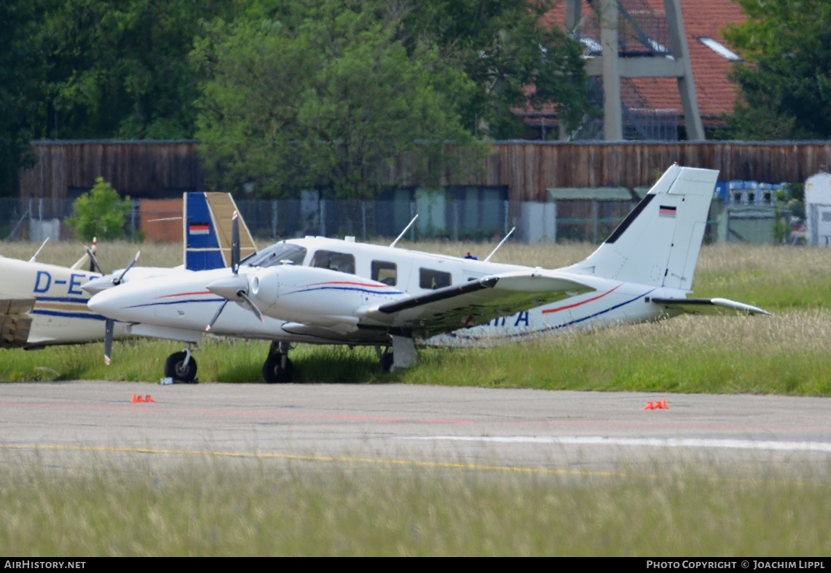 Aircraft Photo of D-GIPA | Piper PA-34-220T Seneca V | AirHistory.net #464516