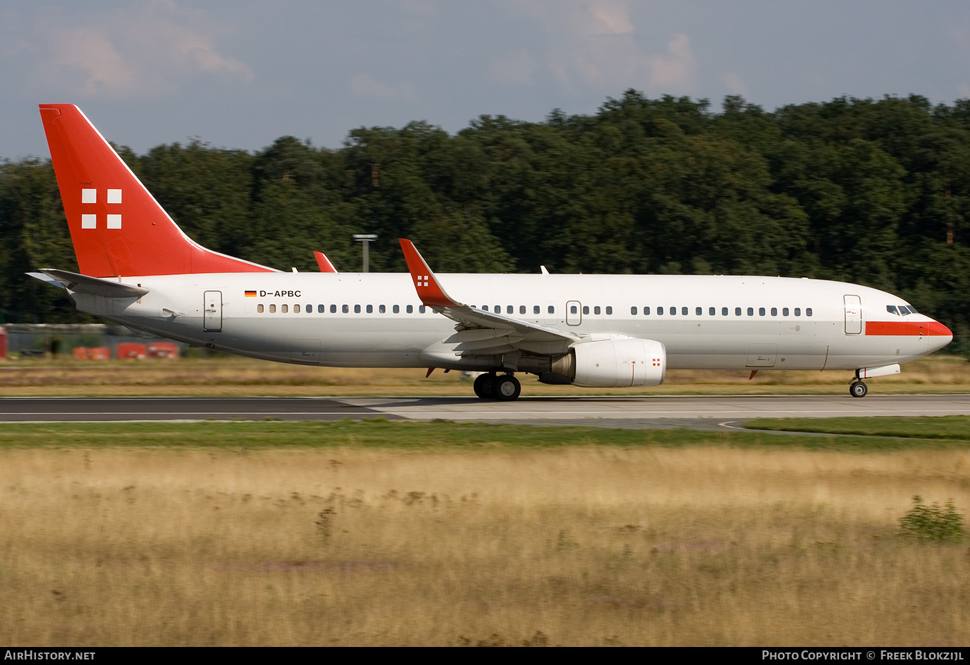 Aircraft Photo of D-APBC | Boeing 737-8BK | PrivatAir | AirHistory.net #464614