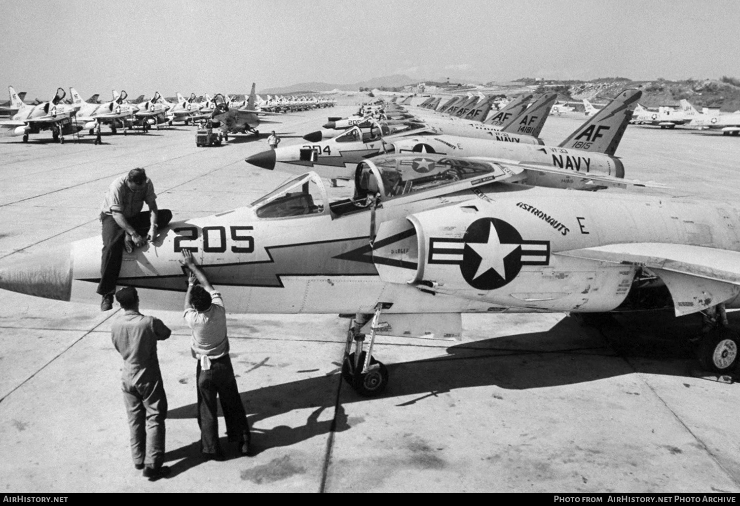 Aircraft Photo of 141815 | Grumman F-11A Tiger (F11F-1) | USA - Navy | AirHistory.net #464699