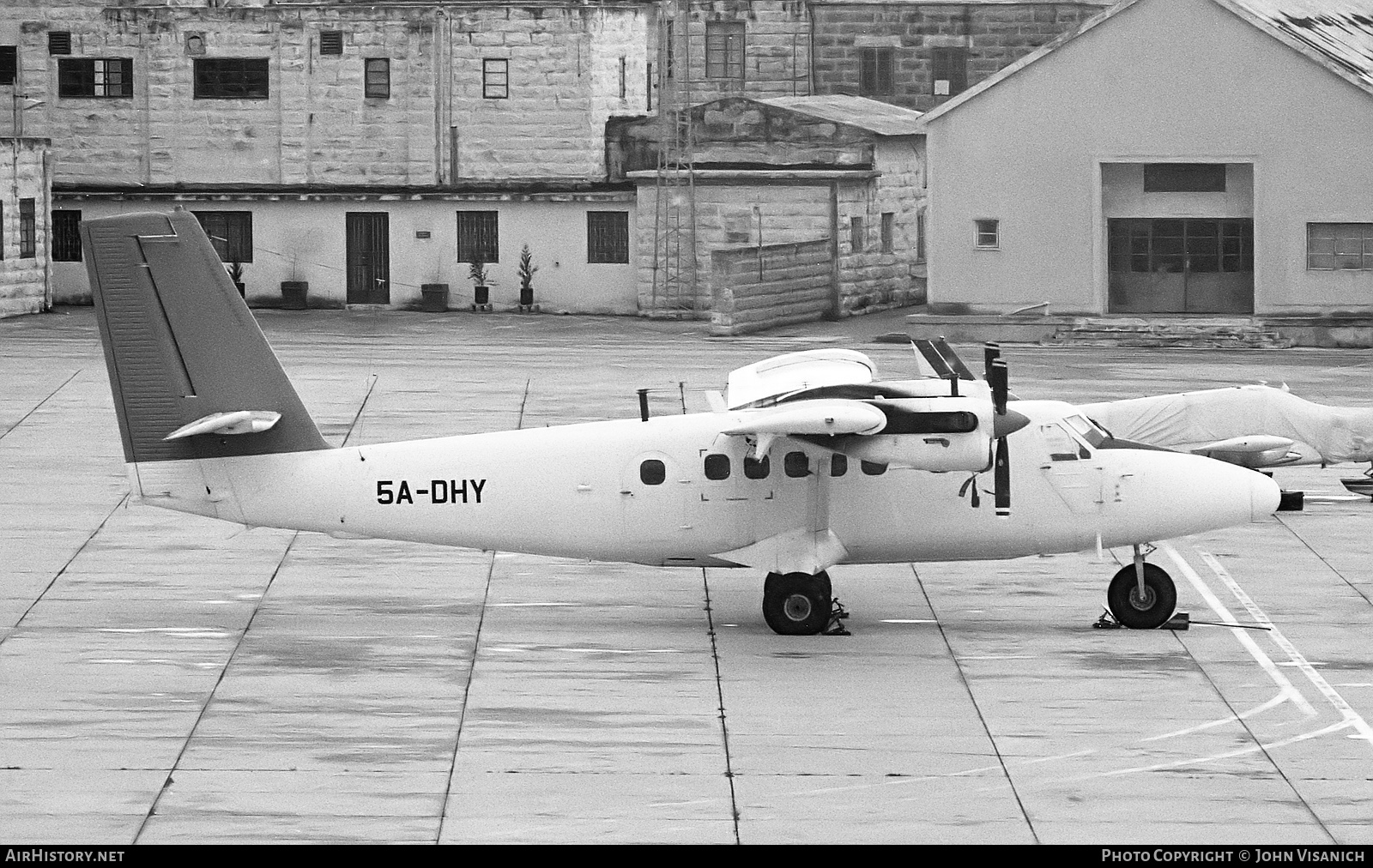 Aircraft Photo of 5A-DHY | De Havilland Canada DHC-6-300 Twin Otter | AirHistory.net #464705