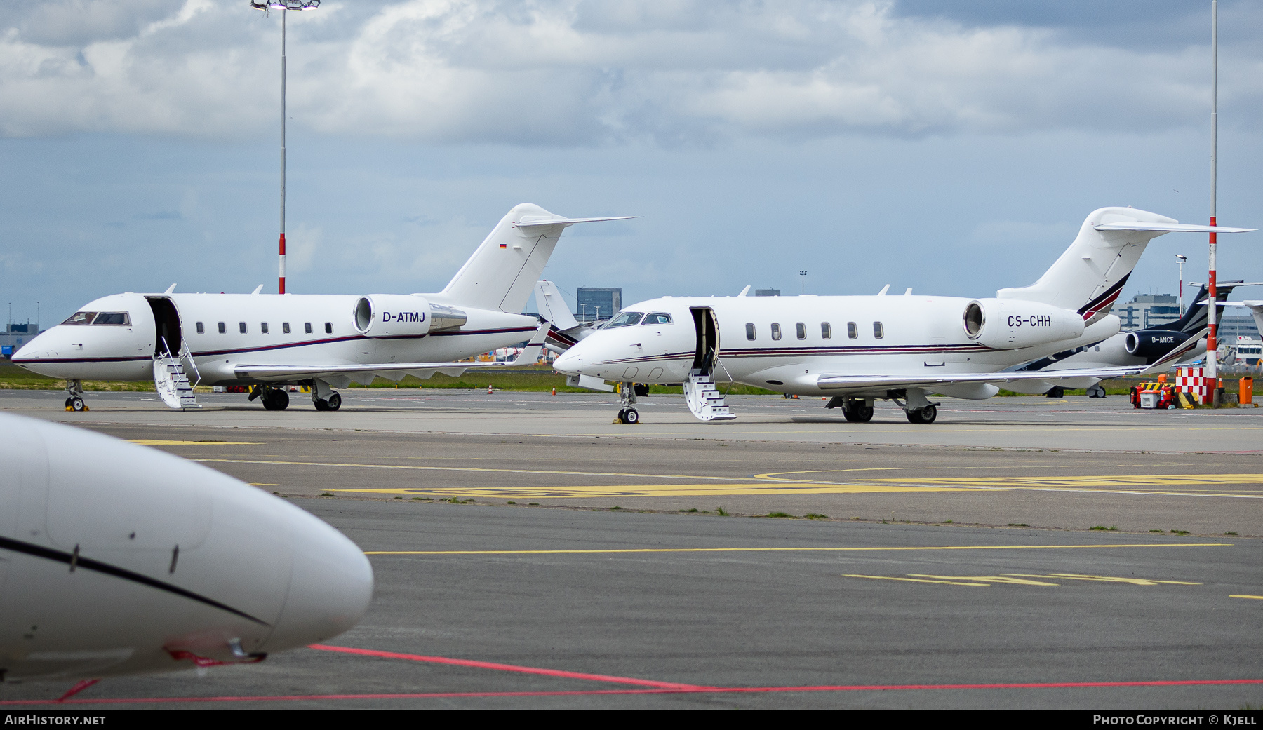 Aircraft Photo of CS-CHH | Bombardier Challenger 350 (BD-100-1A10) | AirHistory.net #464853