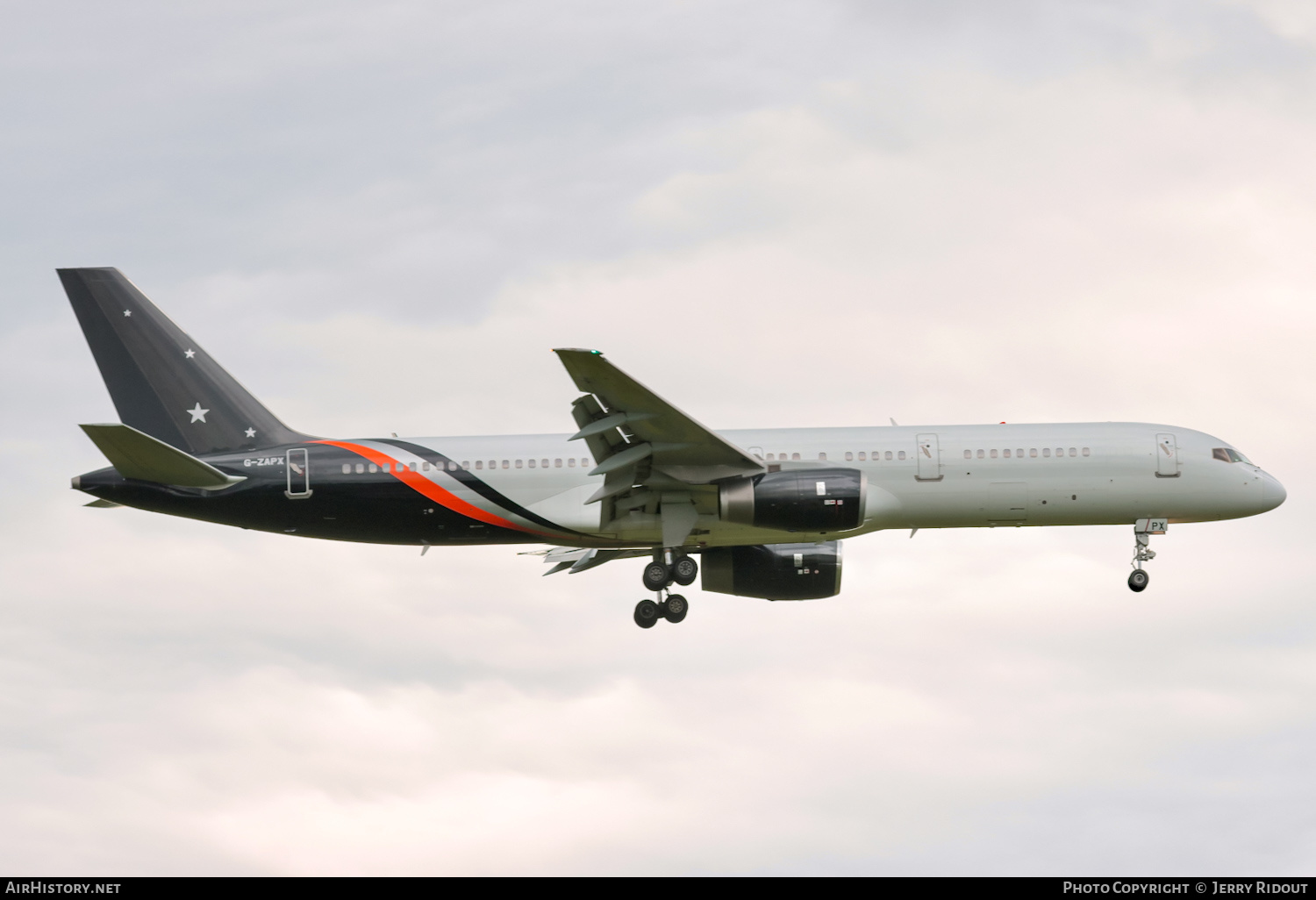 Aircraft Photo of G-ZAPX | Boeing 757-256 | Titan Airways | AirHistory.net #464872
