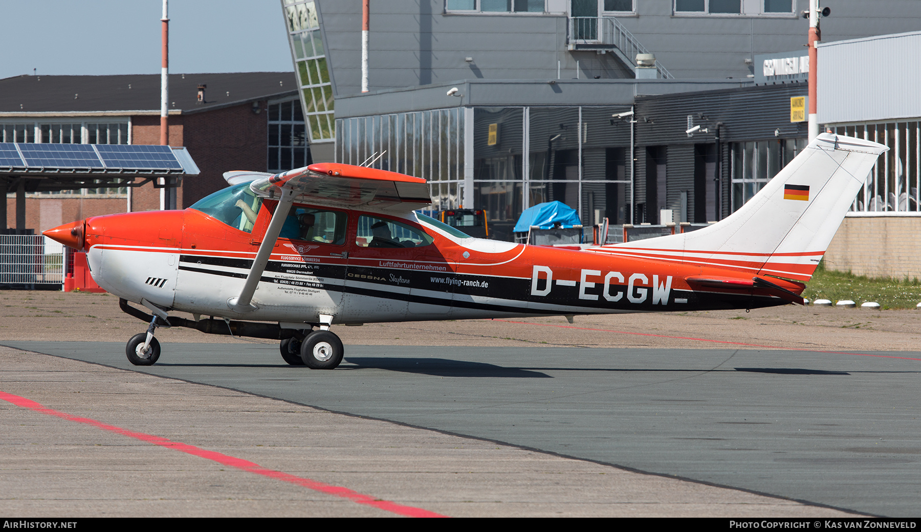 Aircraft Photo of D-ECGW | Cessna 182N Skylane | Flugservice Sömmerda Fliegerschule | AirHistory.net #464994