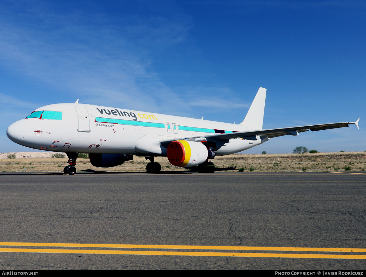 Aircraft Photo of EC-JTQ | Airbus A320-214 | Vueling Airlines | AirHistory.net #465064