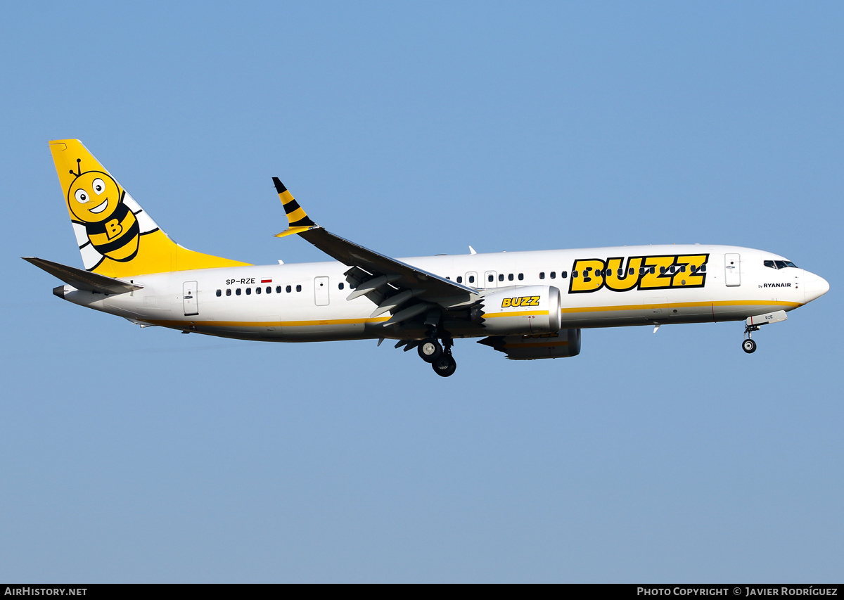 Aircraft Photo of SP-RZE | Boeing 737-8200 Max 200 | Buzz | AirHistory.net #465084