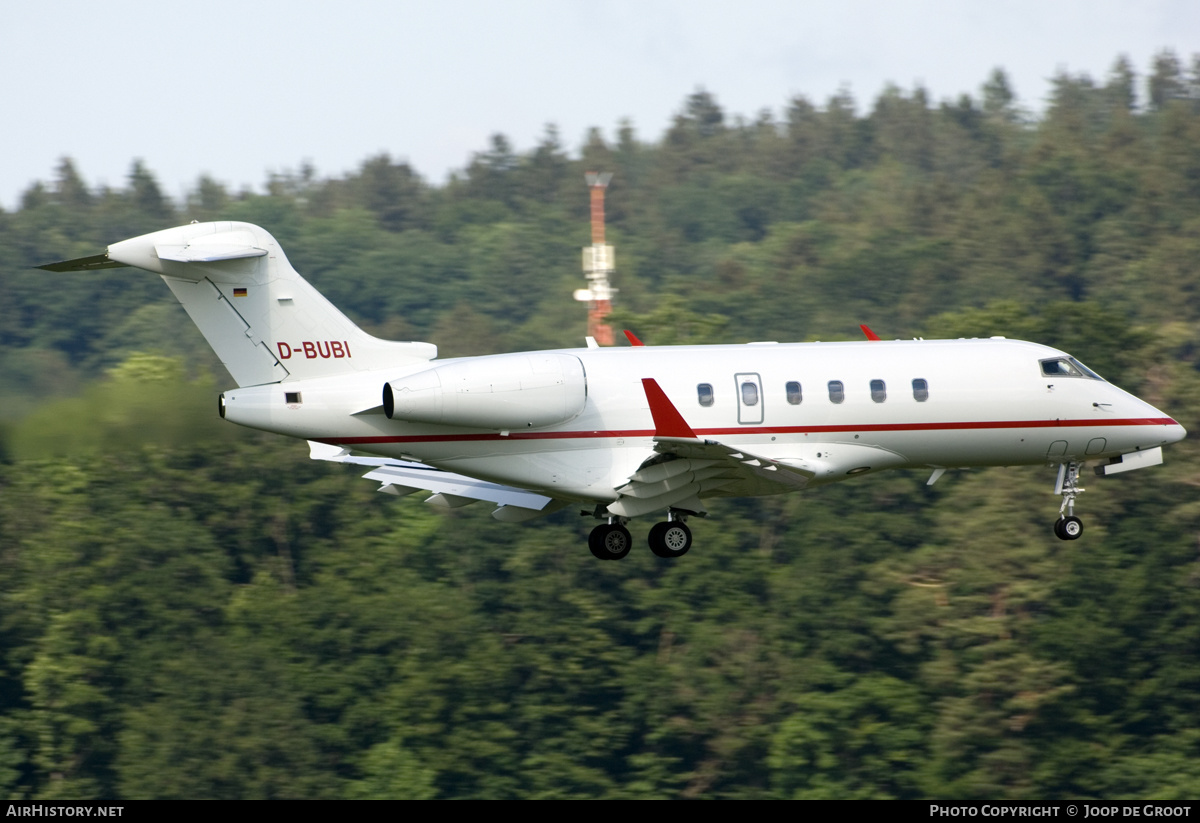 Aircraft Photo of D-BUBI | Bombardier Challenger 300 (BD-100-1A10) | AirHistory.net #465157