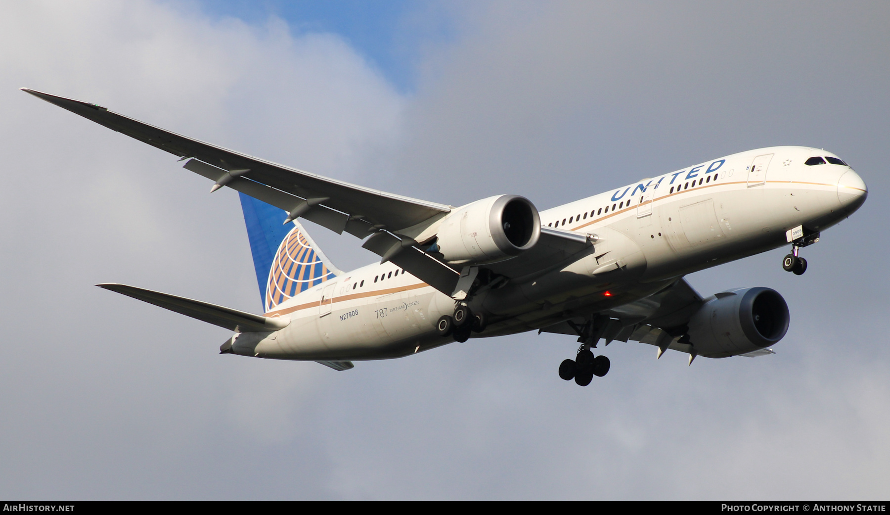 Aircraft Photo of N27908 | Boeing 787-8 Dreamliner | United Airlines | AirHistory.net #465188