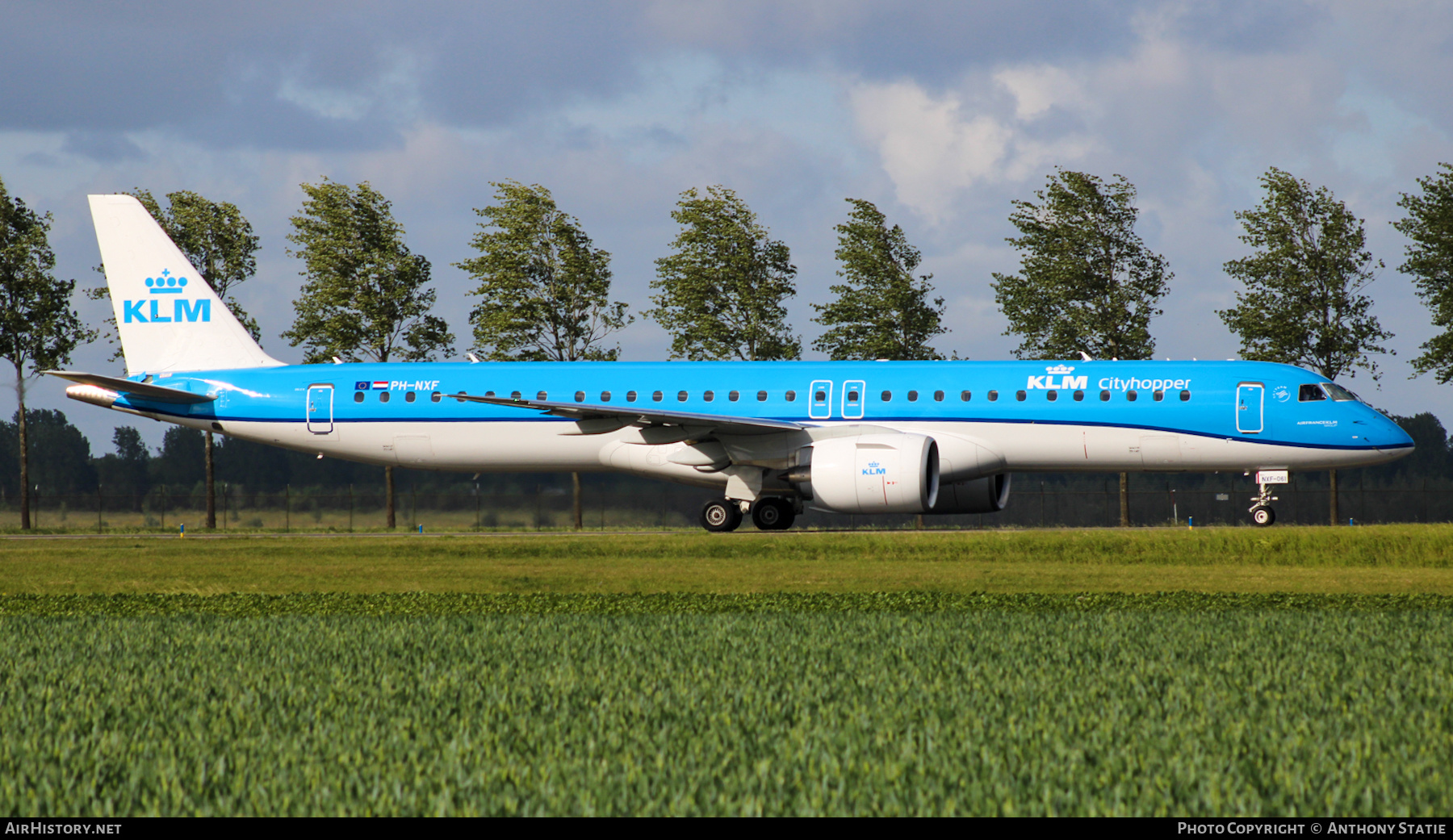 Aircraft Photo of PH-NXF | Embraer 195-E2 (ERJ-190-400) | KLM Cityhopper | AirHistory.net #465215