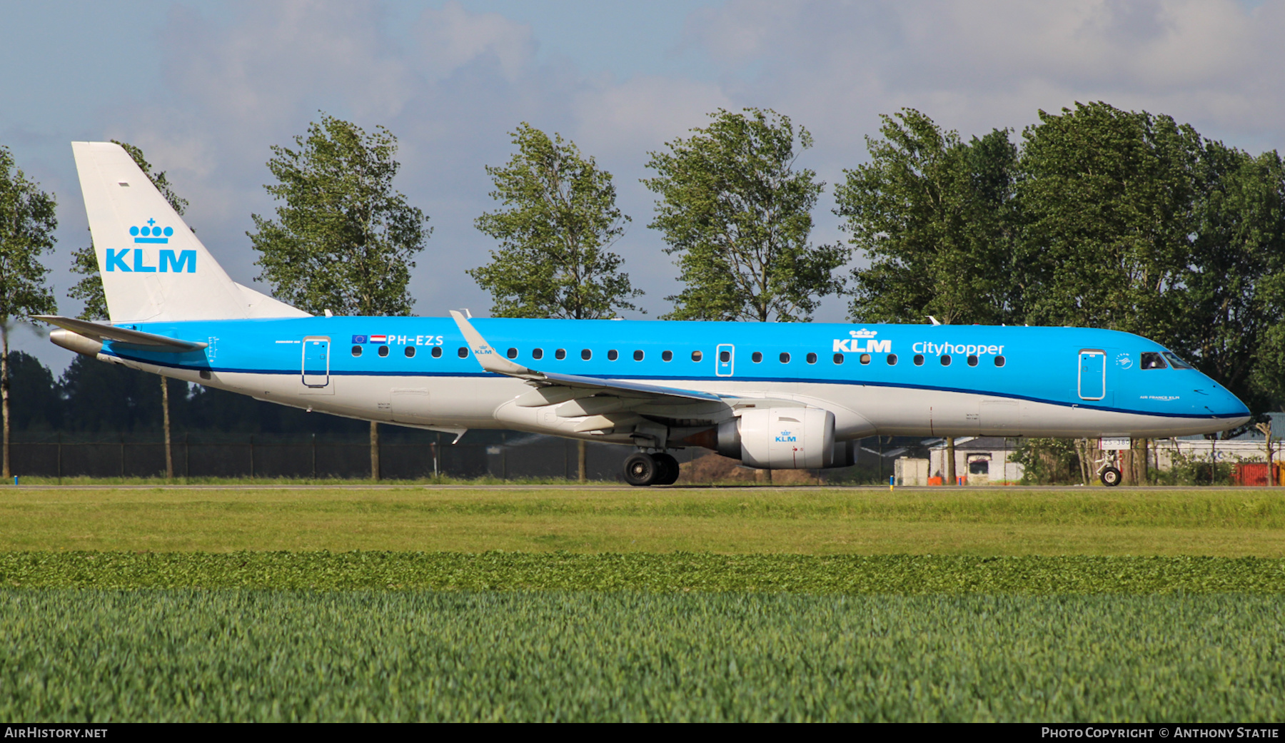 Aircraft Photo of PH-EZS | Embraer 190STD (ERJ-190-100STD) | KLM Cityhopper | AirHistory.net #465253