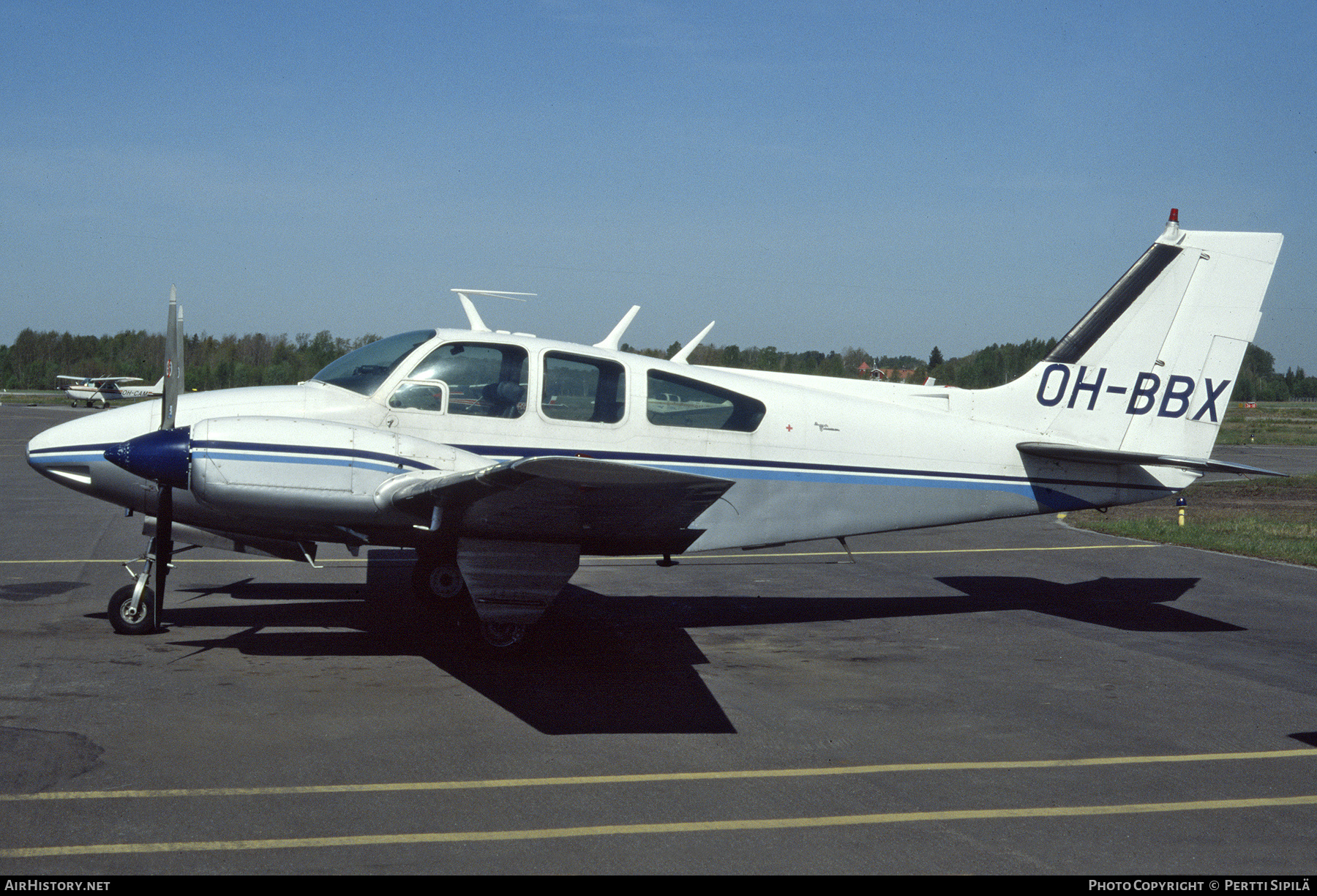 Aircraft Photo of OH-BBX | Beech B55 Baron (95-B55) | AirHistory.net #465291