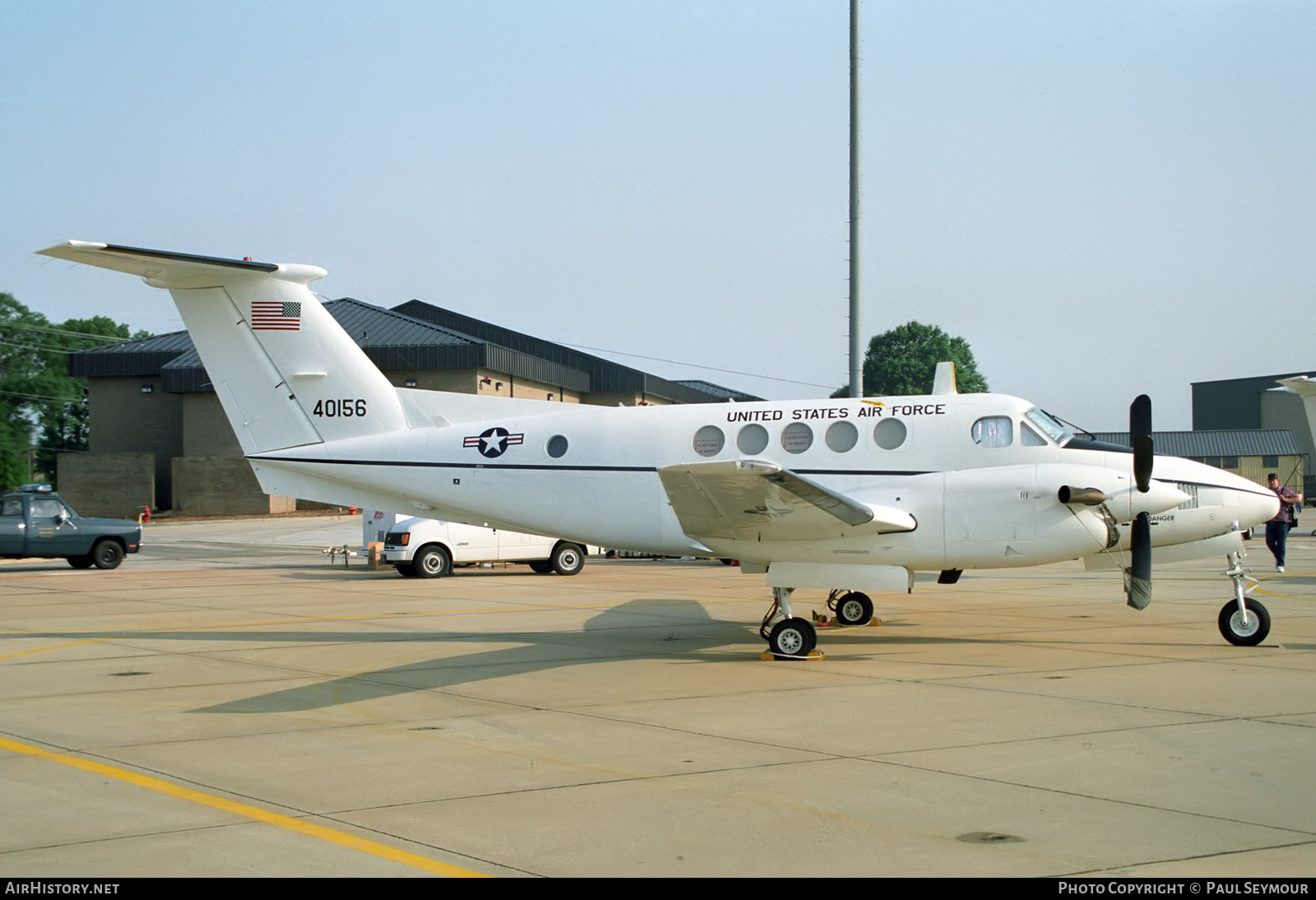 Aircraft Photo of 84-0156 / 40156 | Beech C-12F Huron (B200C) | USA - Air Force | AirHistory.net #465321