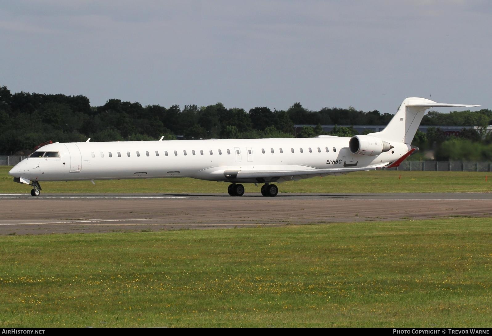 Aircraft Photo of EI-HBC | Bombardier CRJ-1000 (CL-600-2E25) | AirHistory.net #465387