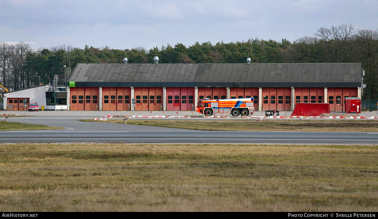 Airport photo of Frankfurt am Main (EDDF / FRA / FRF) in Germany | AirHistory.net #465406