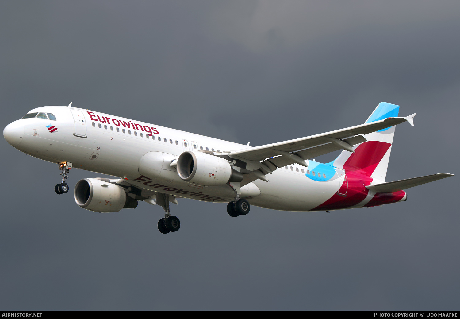 Aircraft Photo of D-ABDT | Airbus A320-214 | Eurowings | AirHistory.net #465416