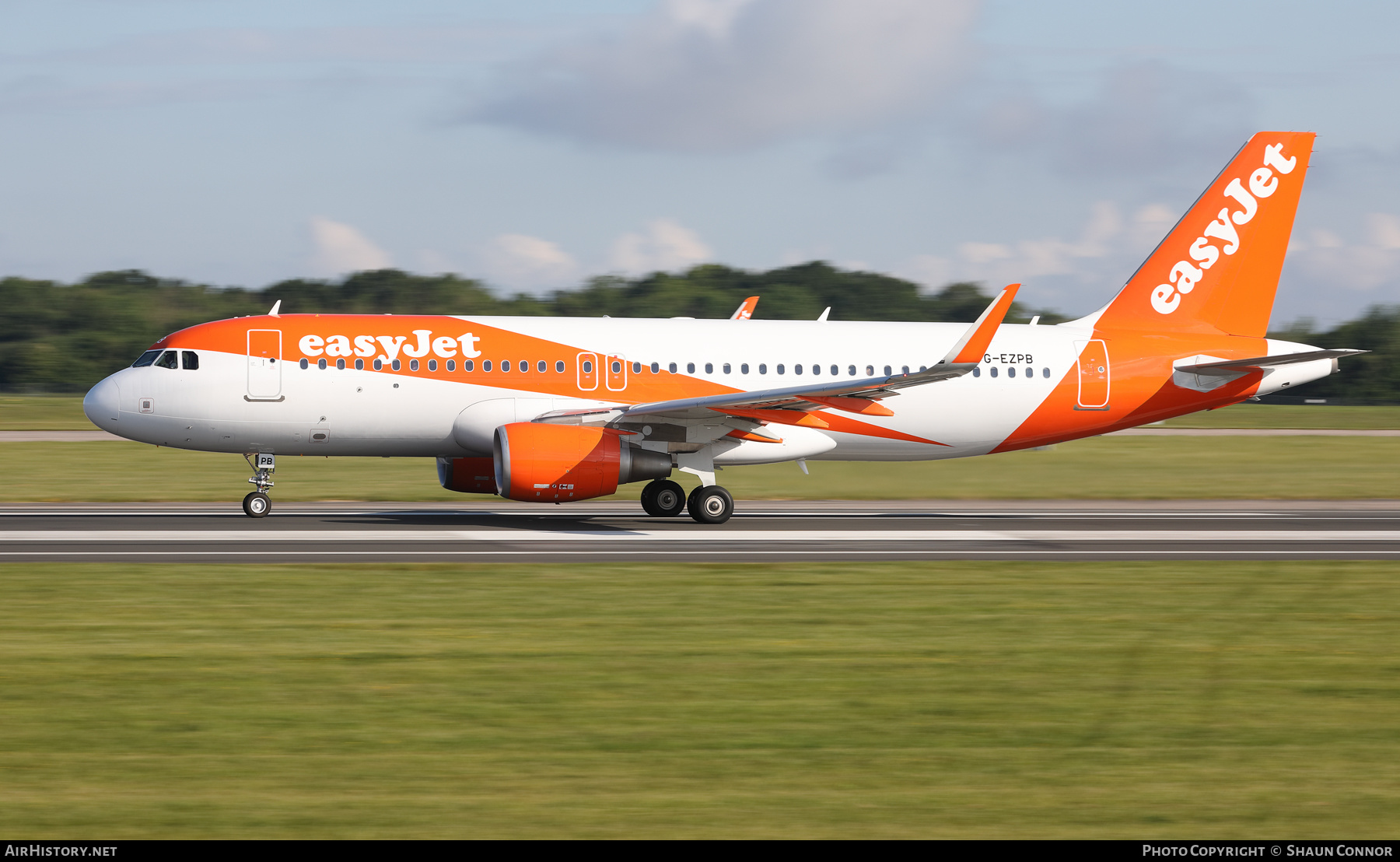 Aircraft Photo of G-EZPB | Airbus A320-214 | EasyJet | AirHistory.net #465511