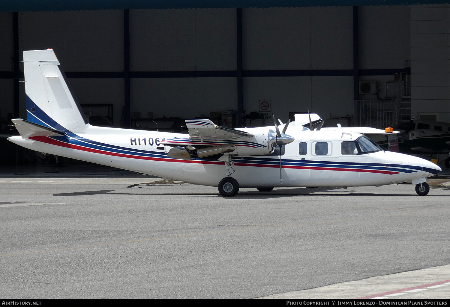 Aircraft Photo of HI1061 | Rockwell 690B Turbo Commander | AirHistory.net #465548