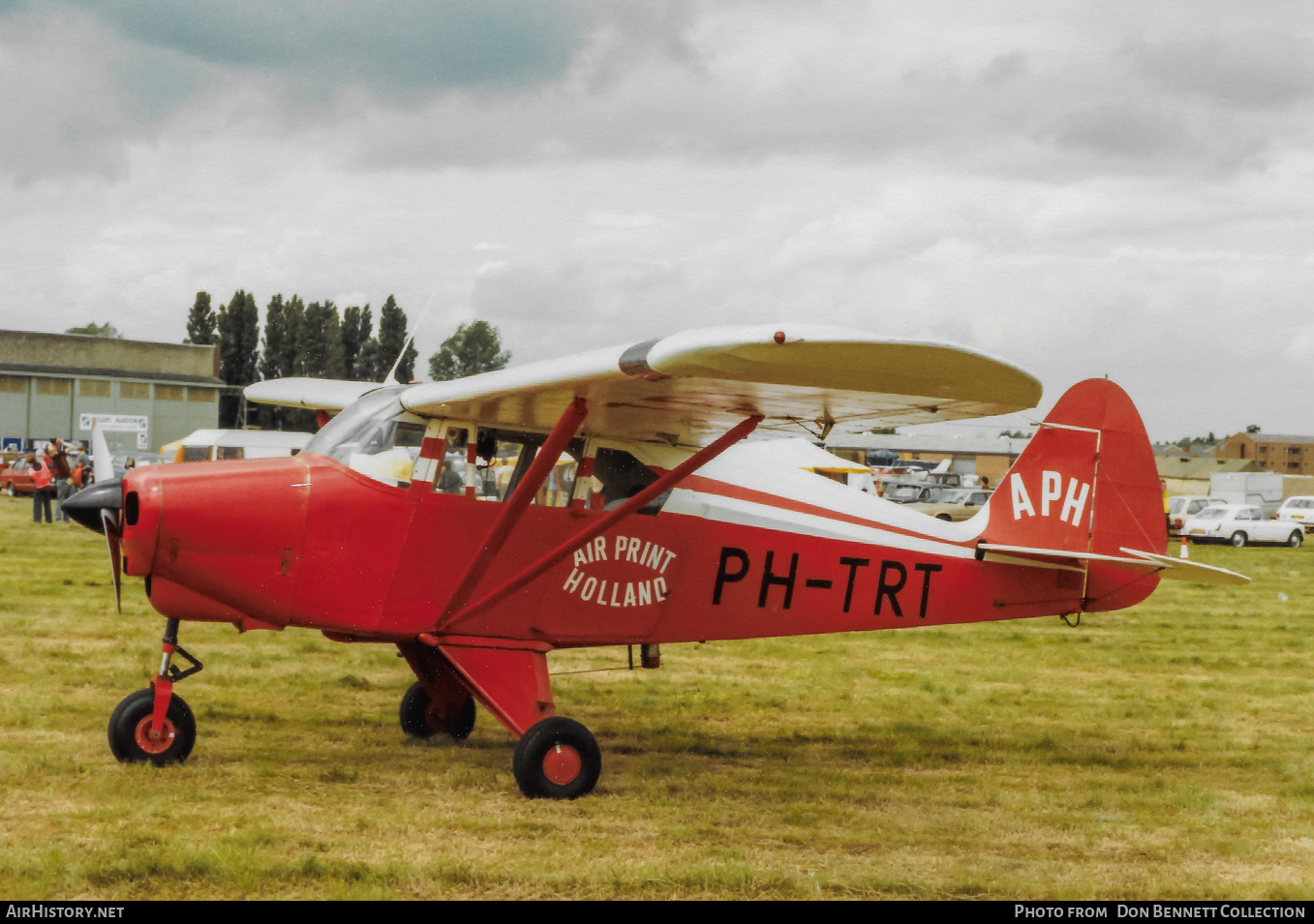 Aircraft Photo of PH-TRT | Piper PA-22-160 Tri-Pacer | Air Print Holland - APH | AirHistory.net #465616