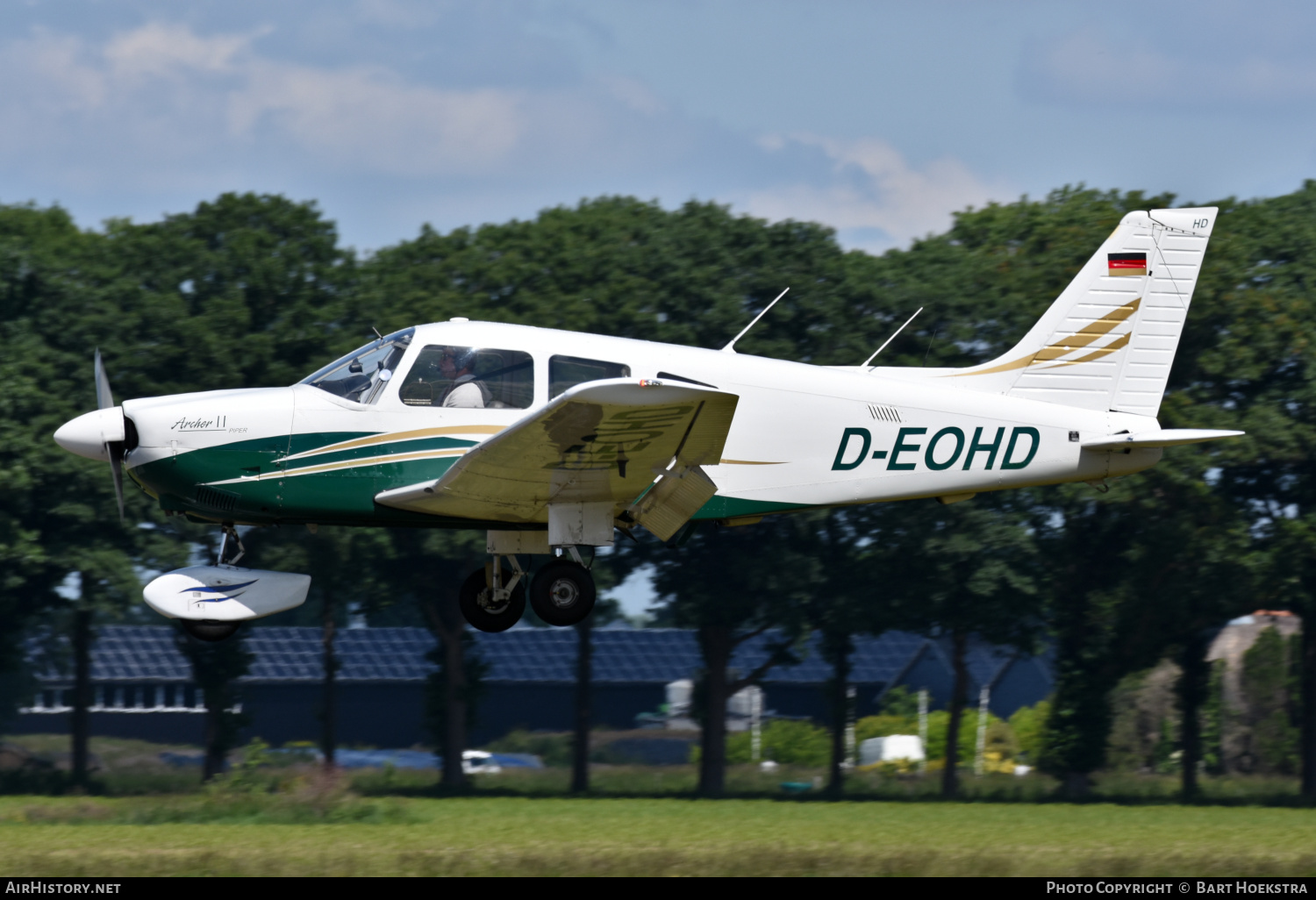 Aircraft Photo of D-EOHD | Piper PA-28-181 Archer II | AirHistory.net #465618