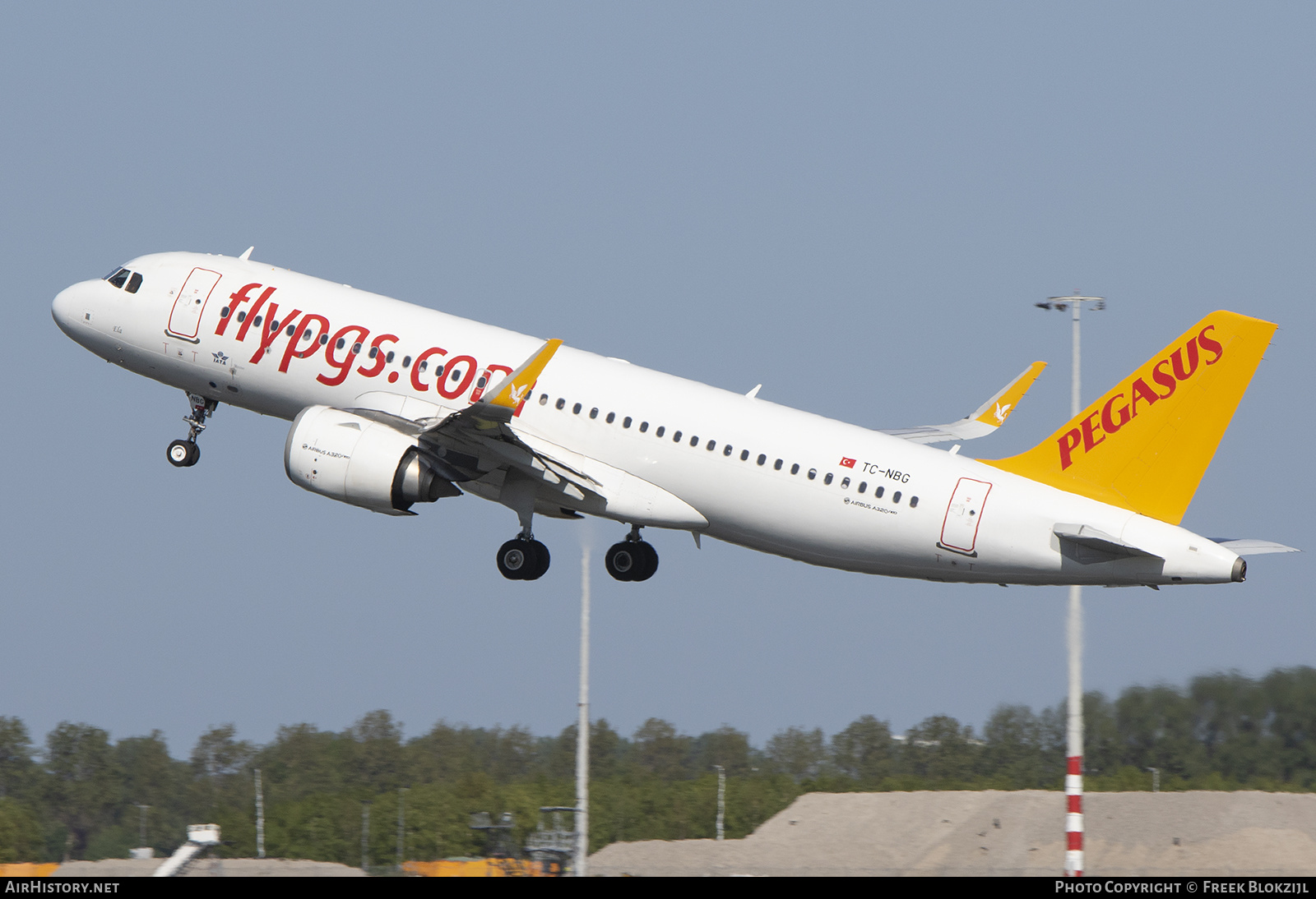 Aircraft Photo of TC-NBG | Airbus A320-251N | Pegasus Airlines | AirHistory.net #465629