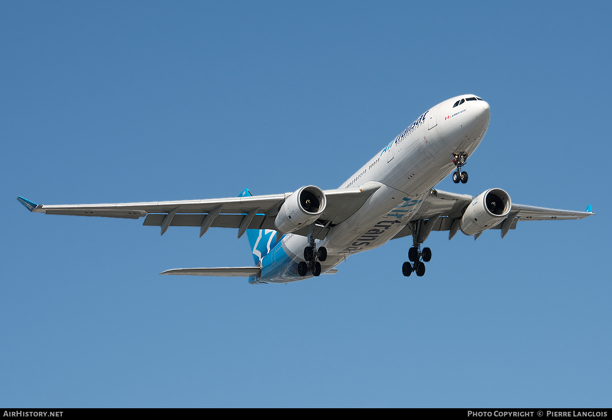 Aircraft Photo of C-GUBT | Airbus A330-243 | Air Transat | AirHistory.net #465632