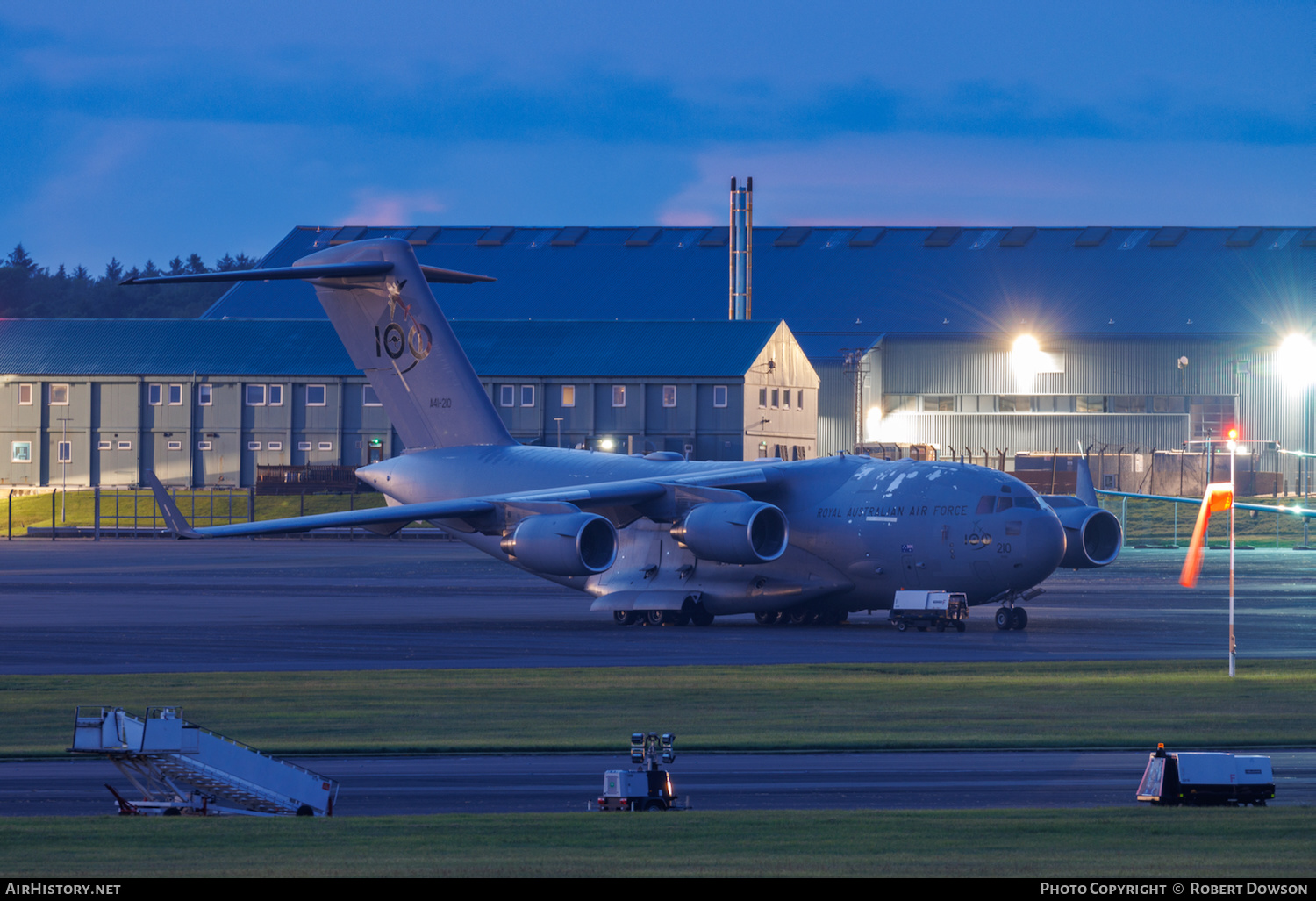 Aircraft Photo of A41-210 | Boeing C-17A Globemaster III | Australia - Air Force | AirHistory.net #465678