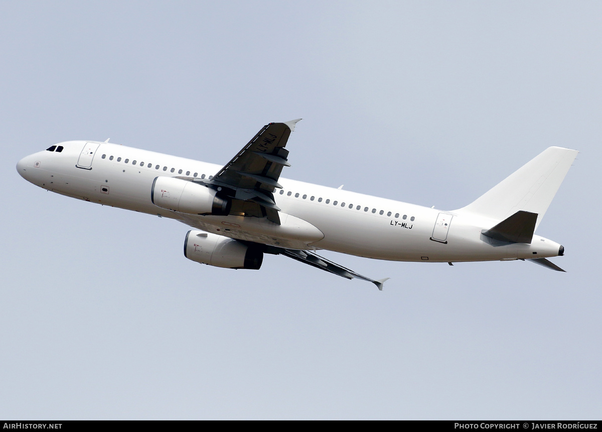 Aircraft Photo of LY-MLJ | Airbus A320-232 | AirHistory.net #465712