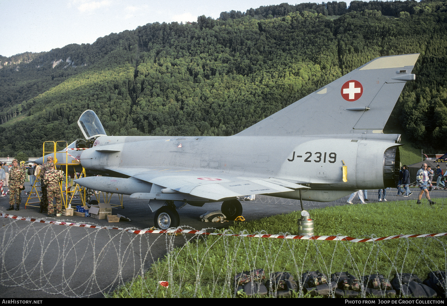 Aircraft Photo of J-2319 | Dassault Mirage IIIS | Switzerland - Air Force | AirHistory.net #465812