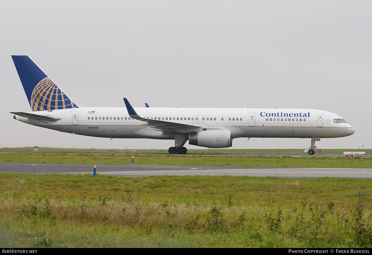 Aircraft Photo of N12109 | Boeing 757-224 | Continental Airlines | AirHistory.net #465820