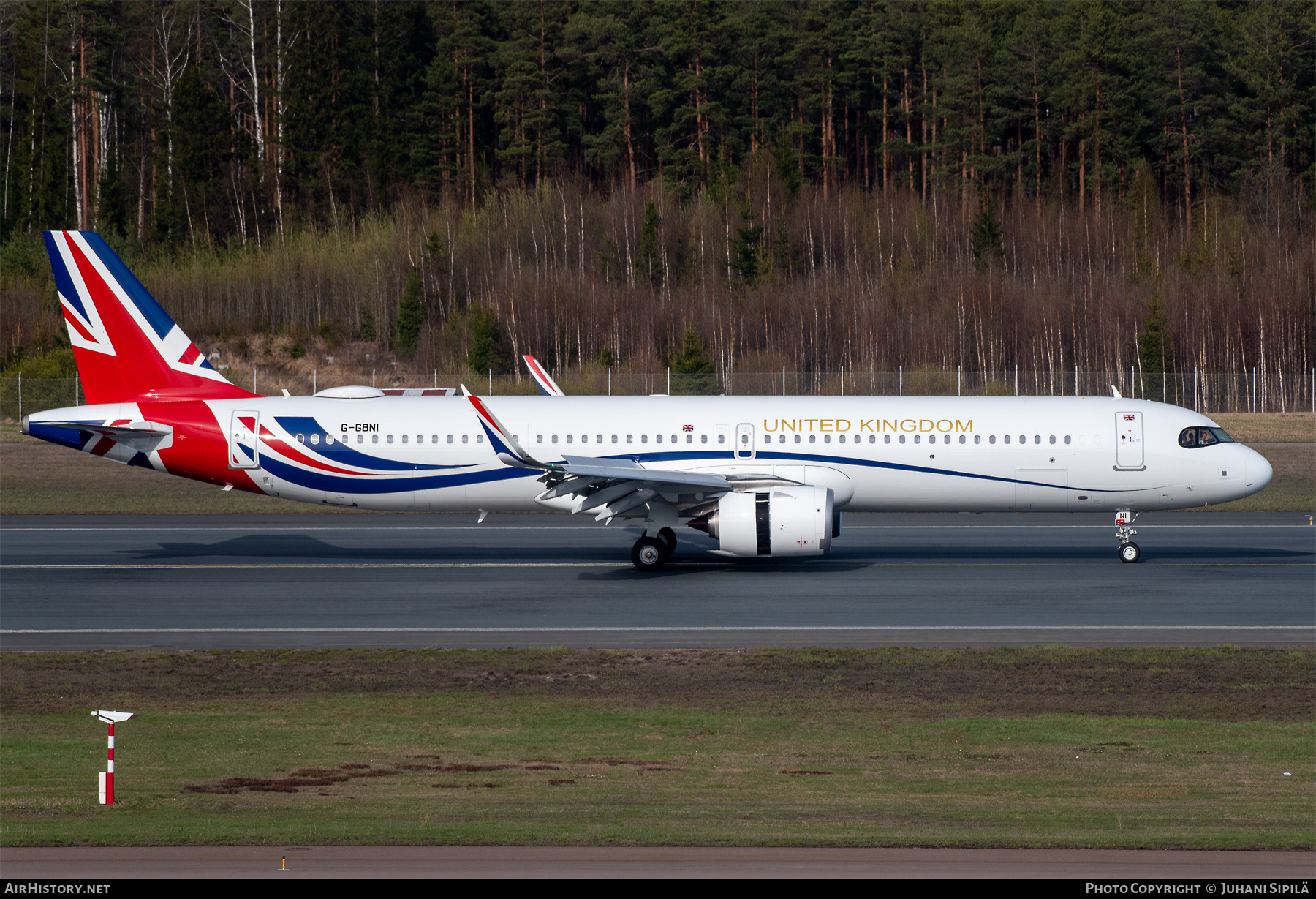 Aircraft Photo of G-GBNI | Airbus A321-253NX | United Kingdom Government | AirHistory.net #465841