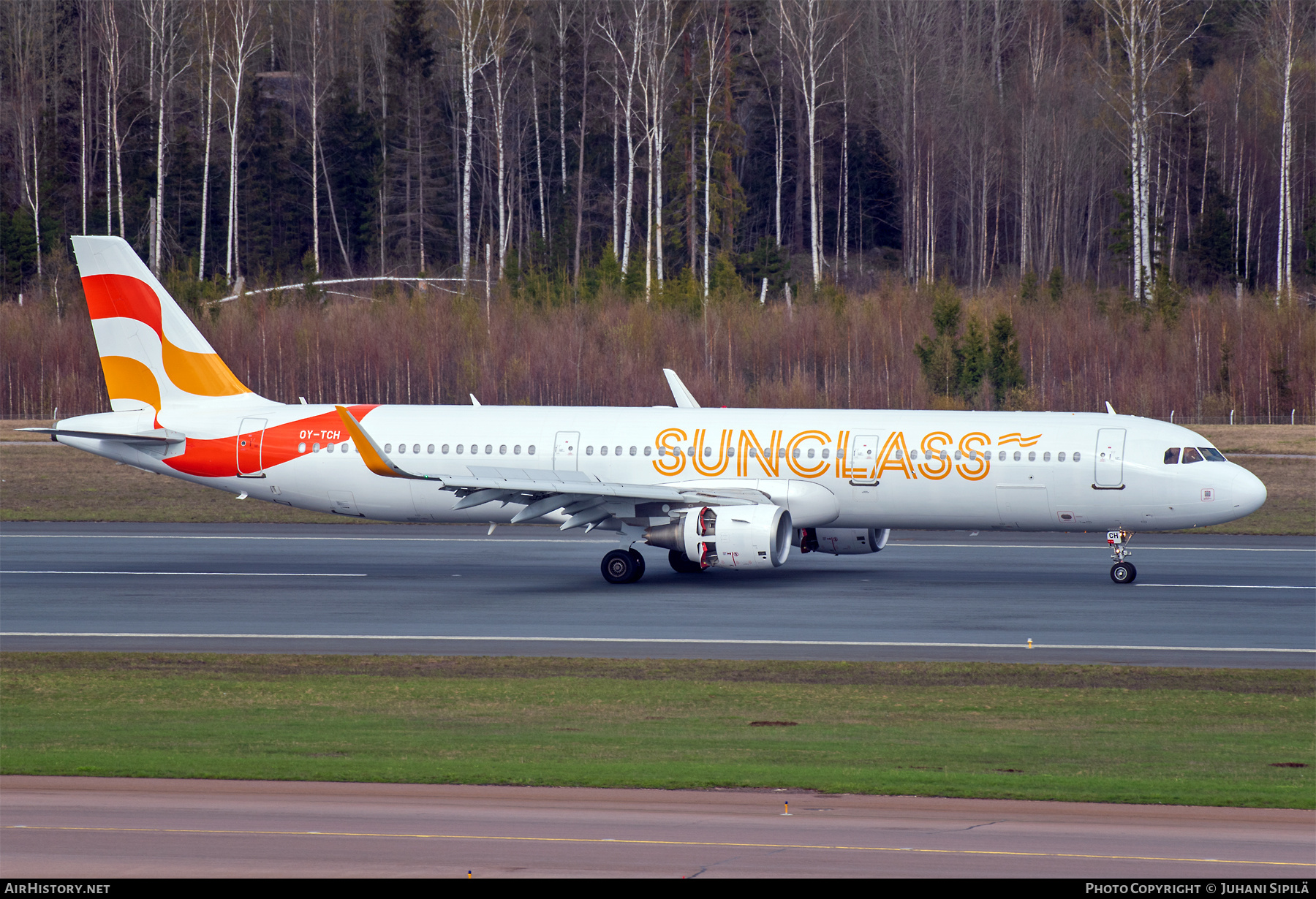 Aircraft Photo of OY-TCH | Airbus A321-211 | Sunclass Airlines | AirHistory.net #465842