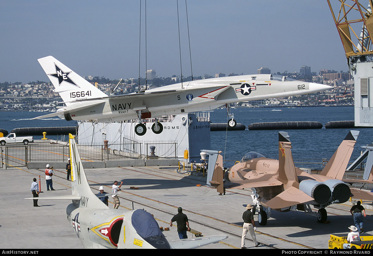 Aircraft Photo of 156641 | North American RA-5C Vigilante | USA - Navy | AirHistory.net #466011