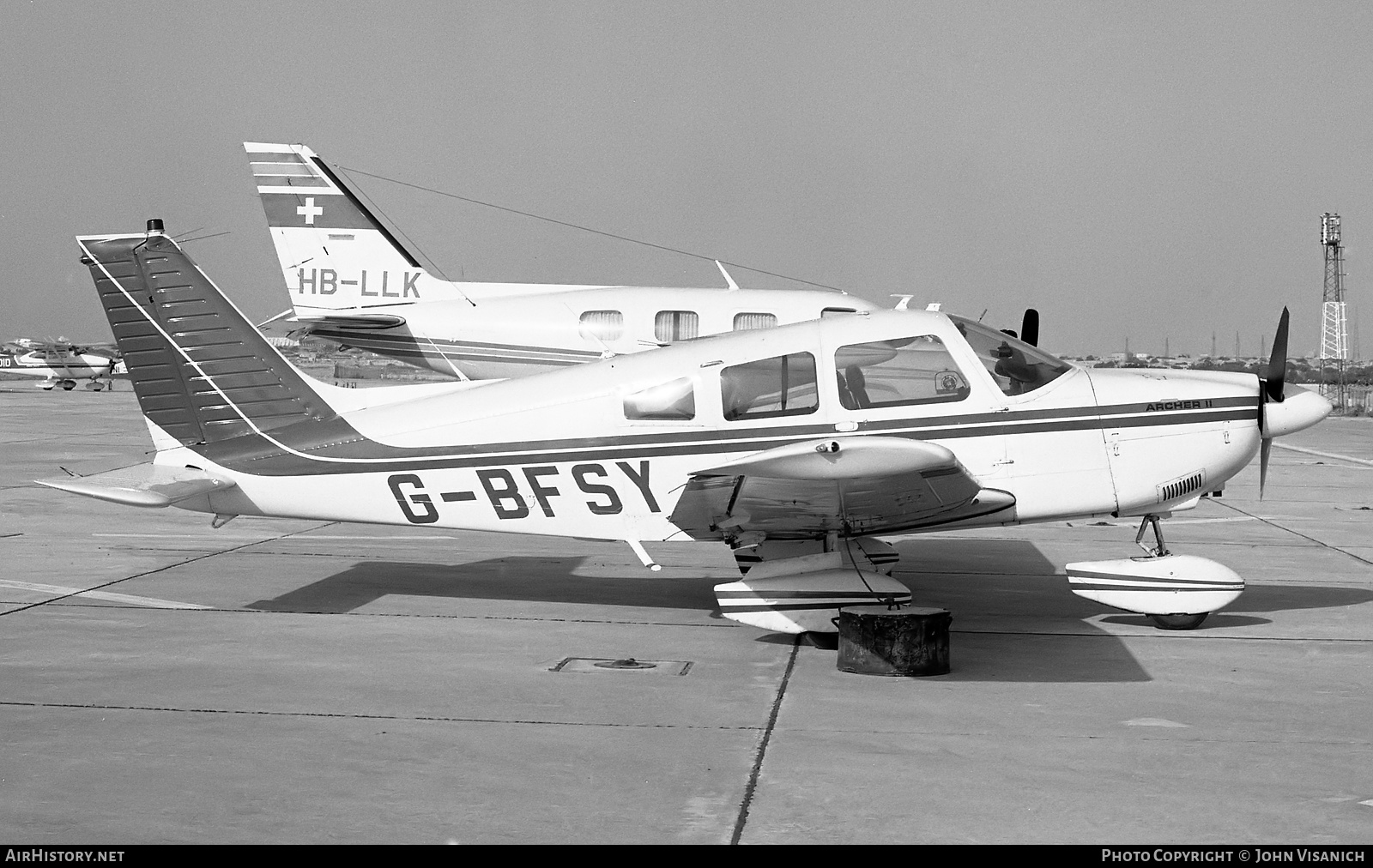 Aircraft Photo of G-BFSY | Piper PA-28-181 Cherokee Archer II | AirHistory.net #466045