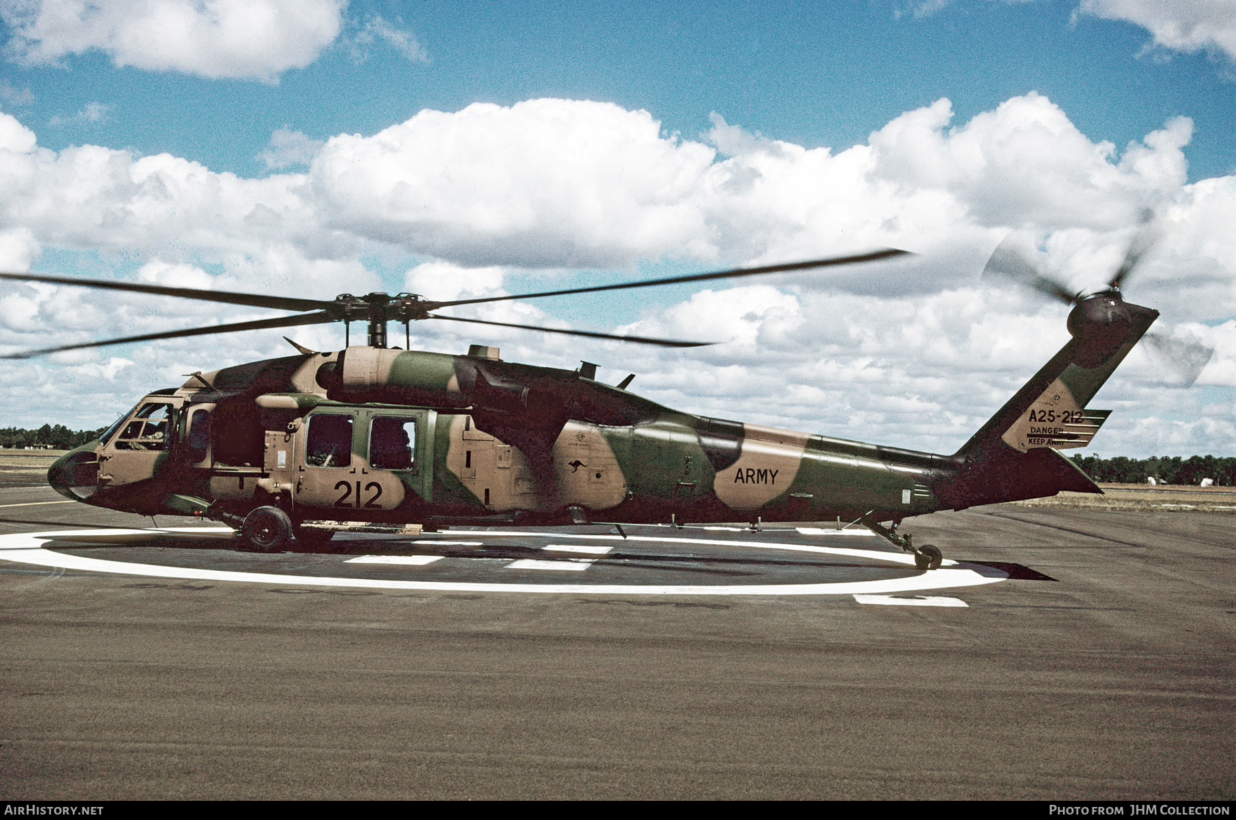 Aircraft Photo of A25-212 | Sikorsky S-70A-9 Black Hawk | Australia - Army | AirHistory.net #466094