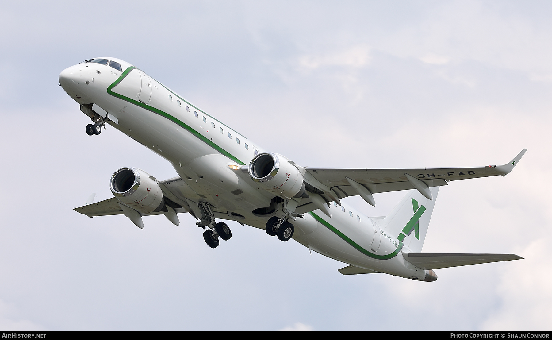 Aircraft Photo of 9H-FAB | Embraer Lineage 1000E (ERJ-190-100ECJ) | AirX Charter | AirHistory.net #466108
