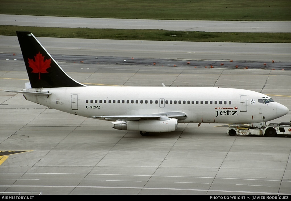 Aircraft Photo of C-GCPZ | Boeing 737-217/Adv | Air Canada Jetz | AirHistory.net #466126