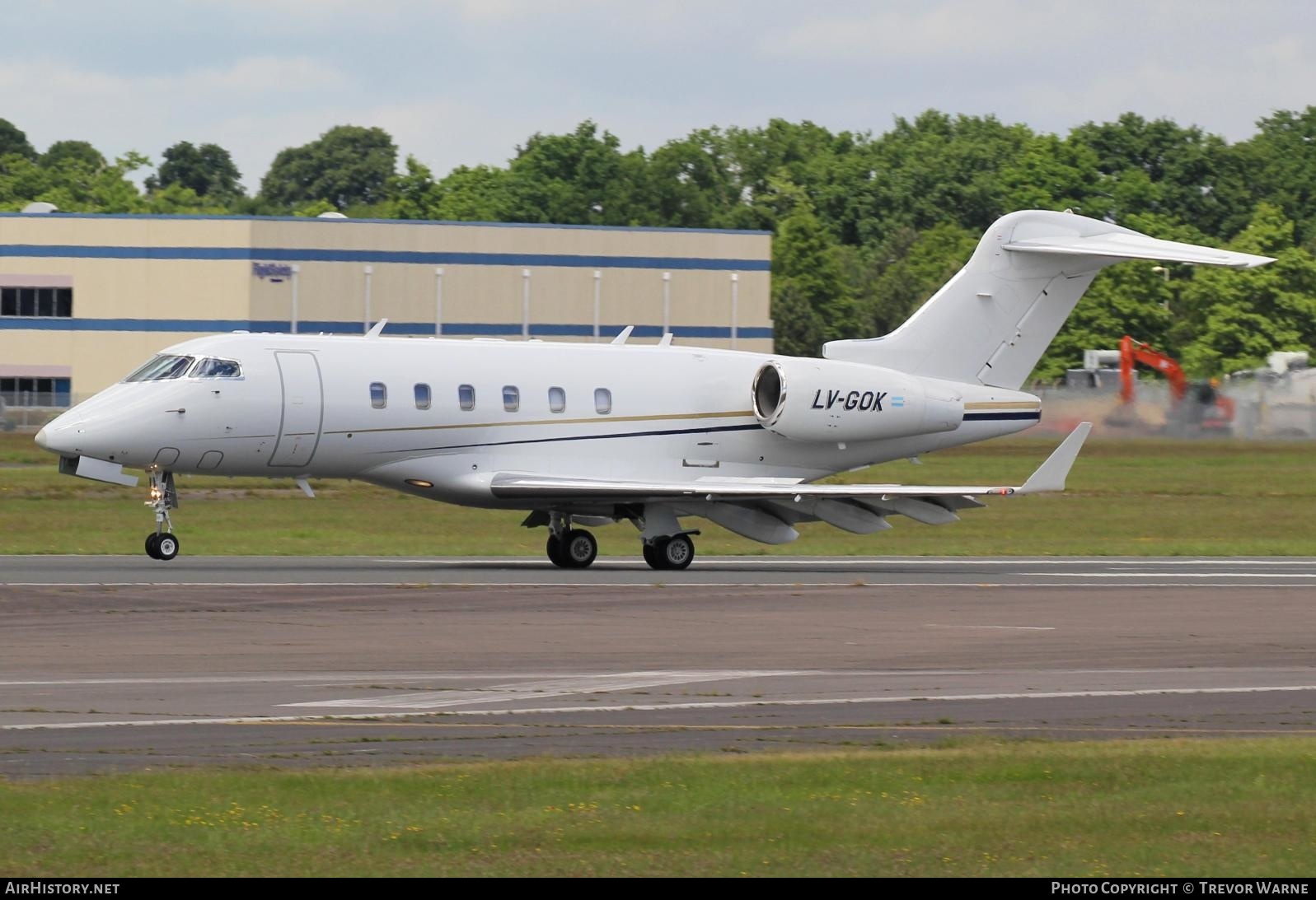 Aircraft Photo of LV-GOK | Bombardier Challenger 300 (BD-100-1A10) | AirHistory.net #466225
