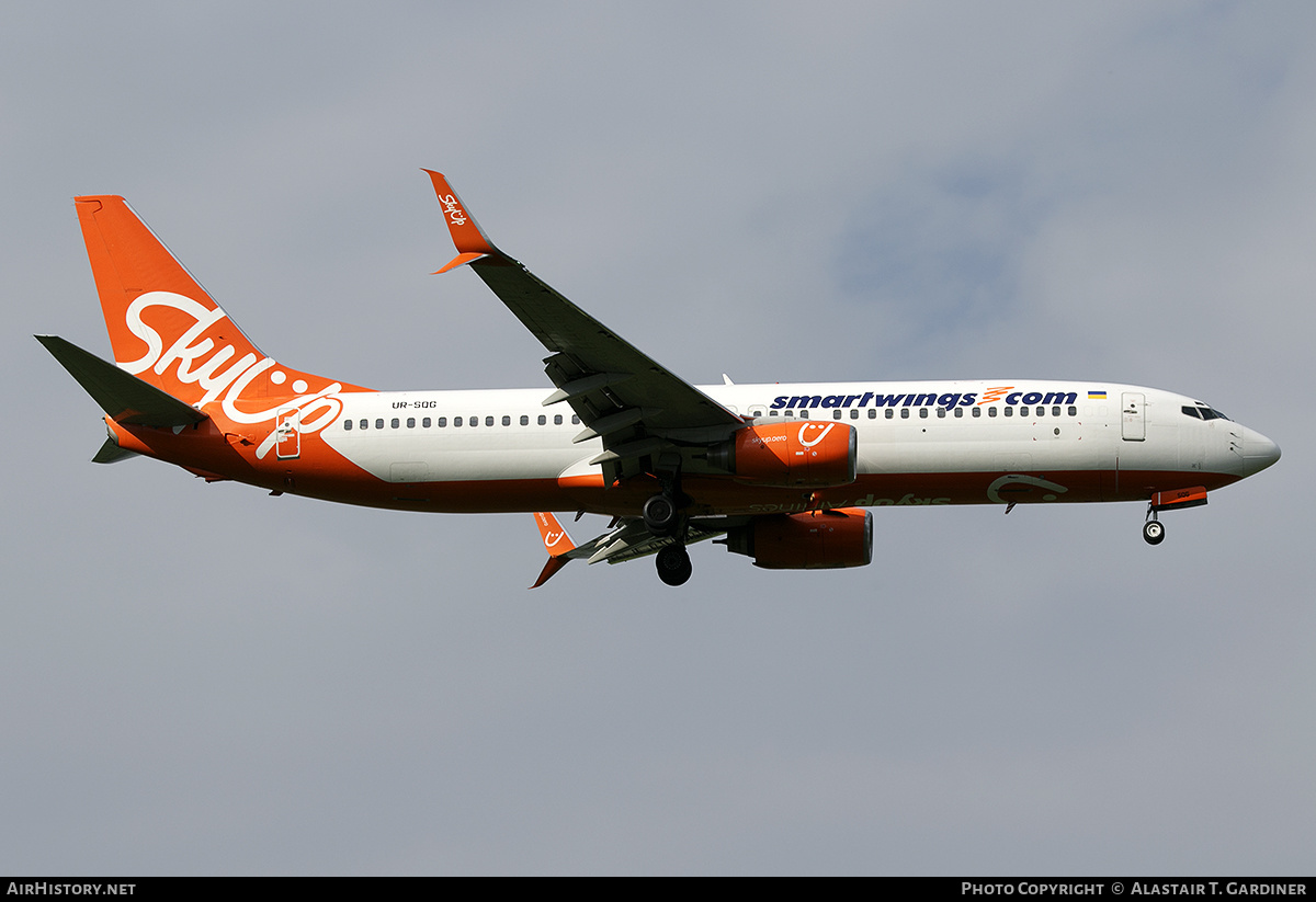 Aircraft Photo of UR-SQG | Boeing 737-8Z0 | Smartwings | AirHistory.net #466308