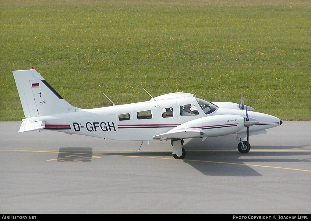 Aircraft Photo of D-GFGH | Piper PA-34-220T Seneca IV | AirHistory.net #466530