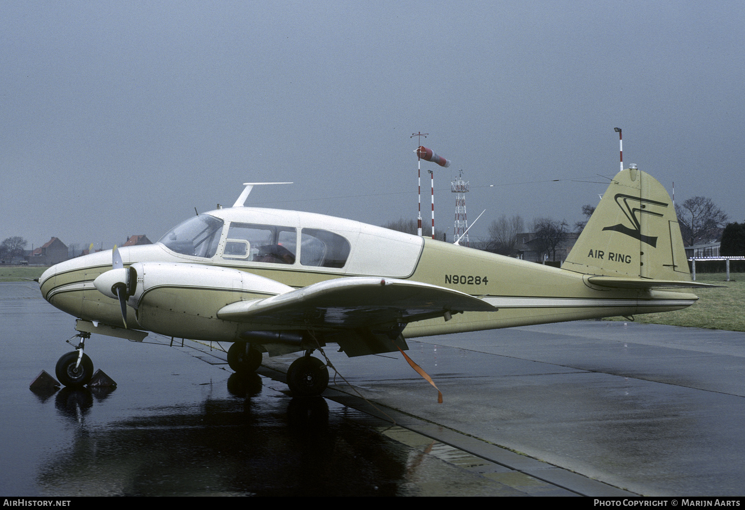 Aircraft Photo of N90284 | Piper PA-23-160 Apache | Air Ring | AirHistory.net #466545