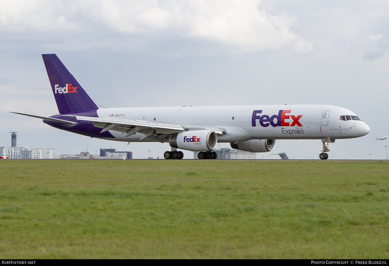 Aircraft Photo of N917FD | Boeing 757-23A | FedEx Express - Federal Express | AirHistory.net #466626