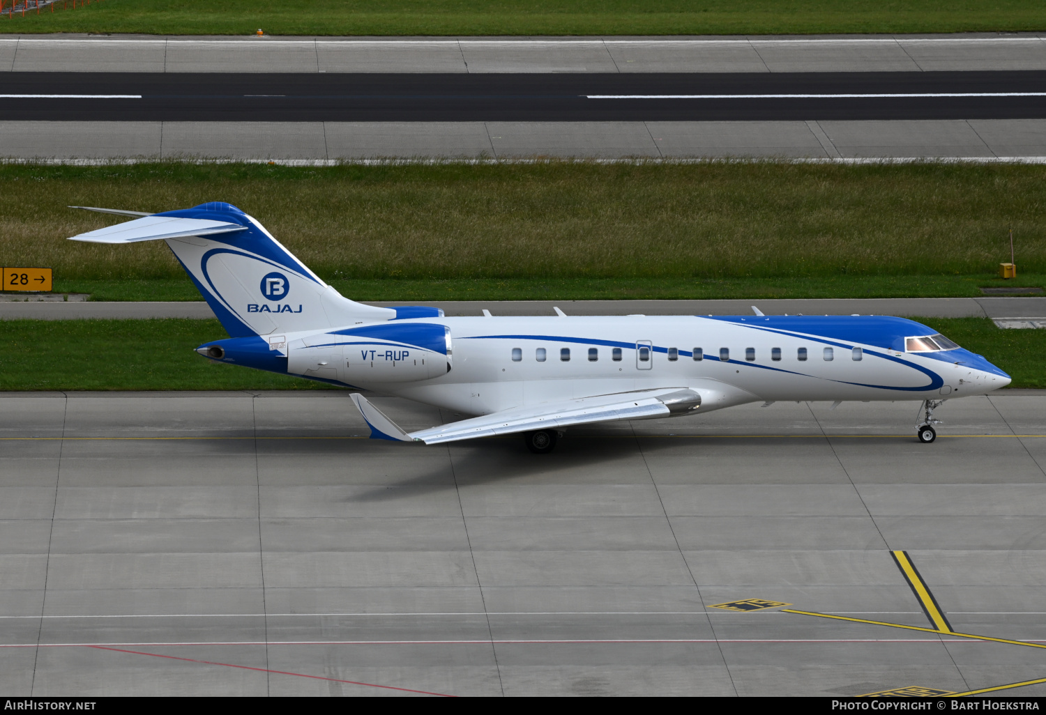 Aircraft Photo of VT-RUP | Bombardier Global 5000 (BD-700-1A11) | Bajaj Group | AirHistory.net #466689