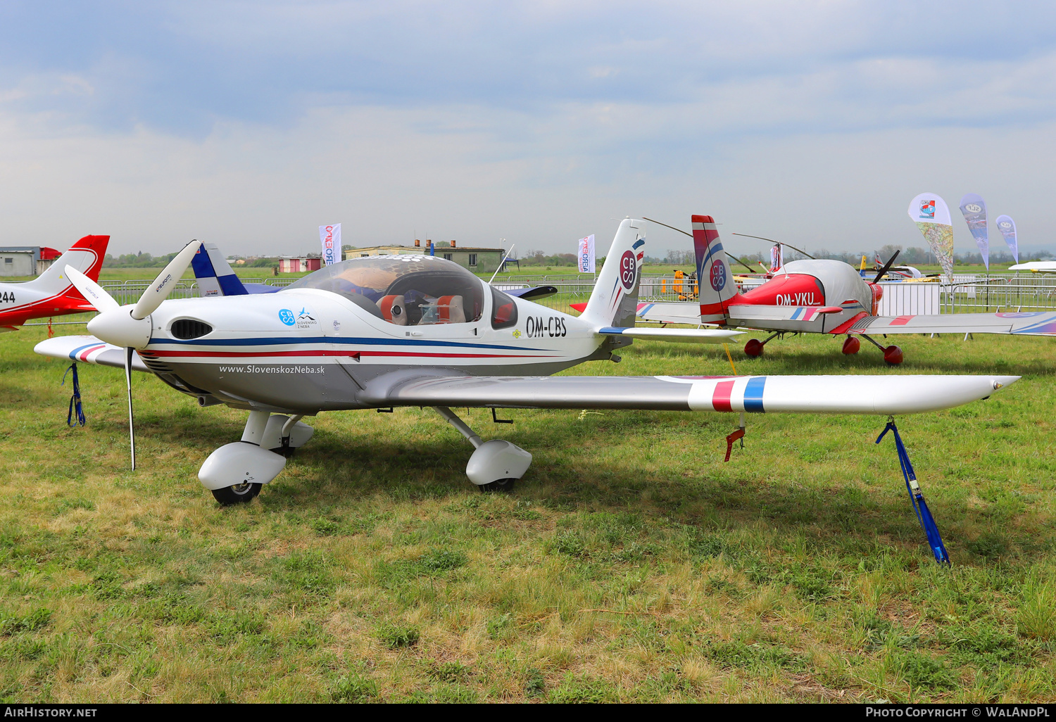 Aircraft Photo of OM-CBS | TomarkAero Viper SD4 RTC | CBS - Creative Business Studio | AirHistory.net #466696