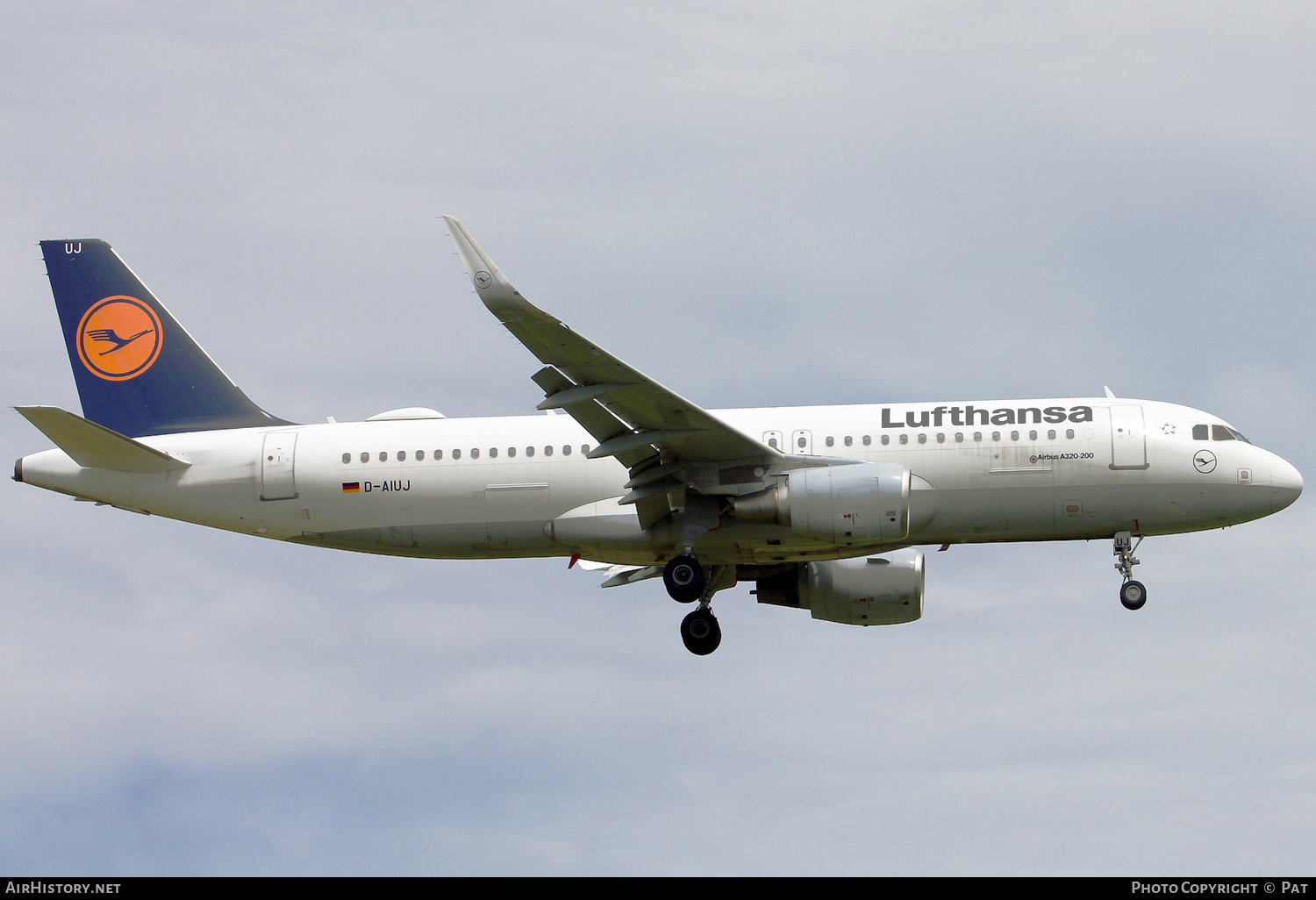 Aircraft Photo of D-AIUJ | Airbus A320-214 | Lufthansa | AirHistory.net #466704