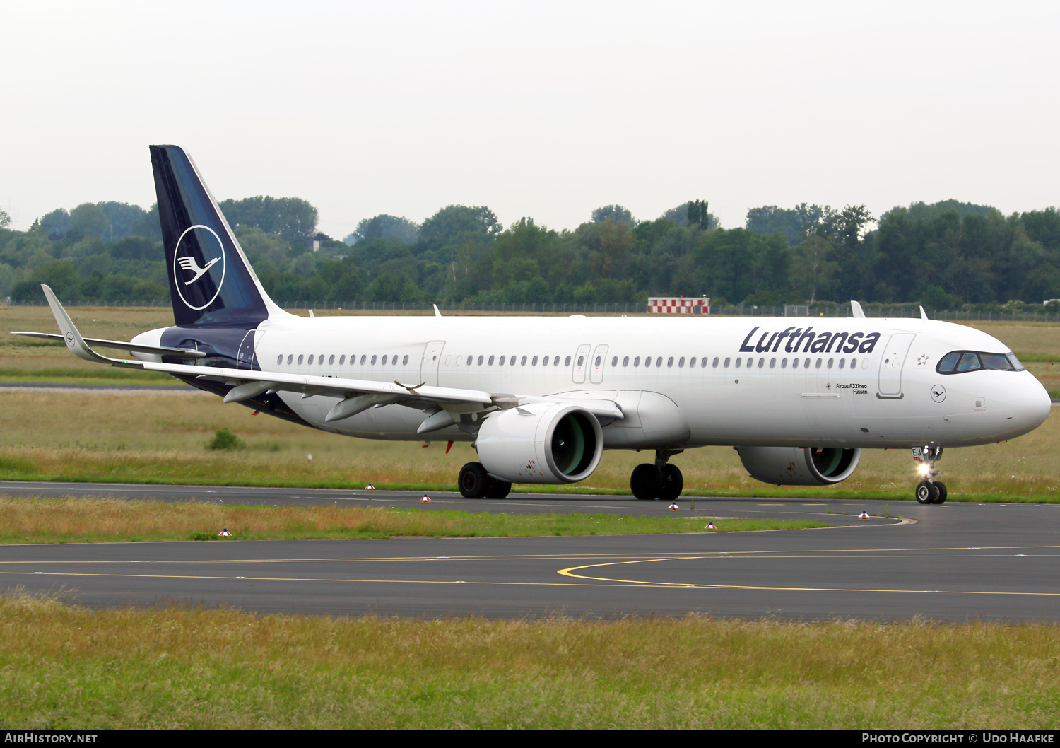 Aircraft Photo of D-AIEJ | Airbus A321-271NX | Lufthansa | AirHistory.net #466730