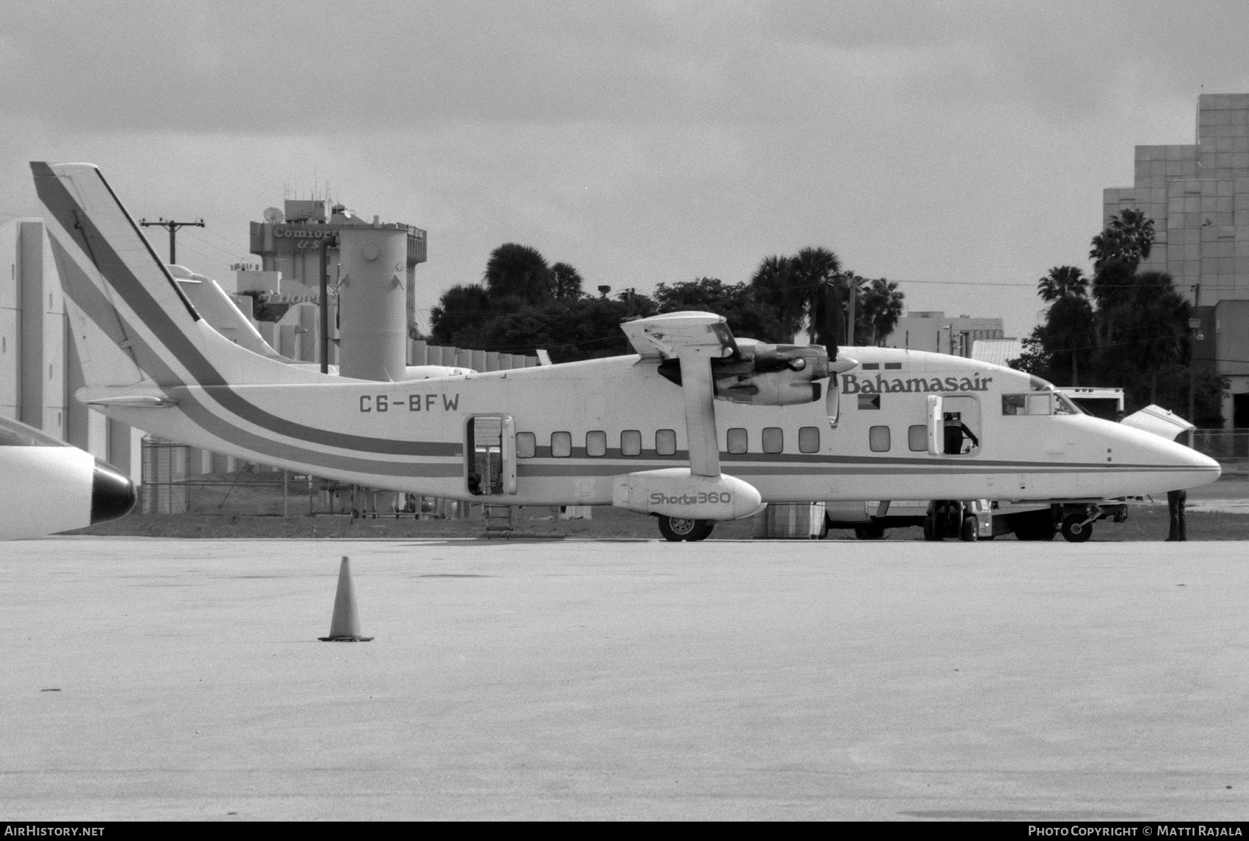 Aircraft Photo of C6-BFW | Short 360-200 | Bahamasair | AirHistory.net #466841