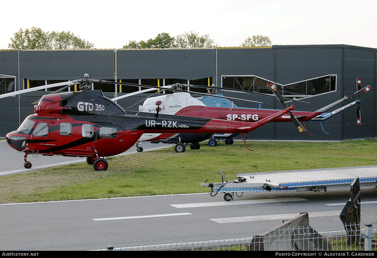 Aircraft Photo of UR-RZK | Mil Mi-2 | AirHistory.net #466873